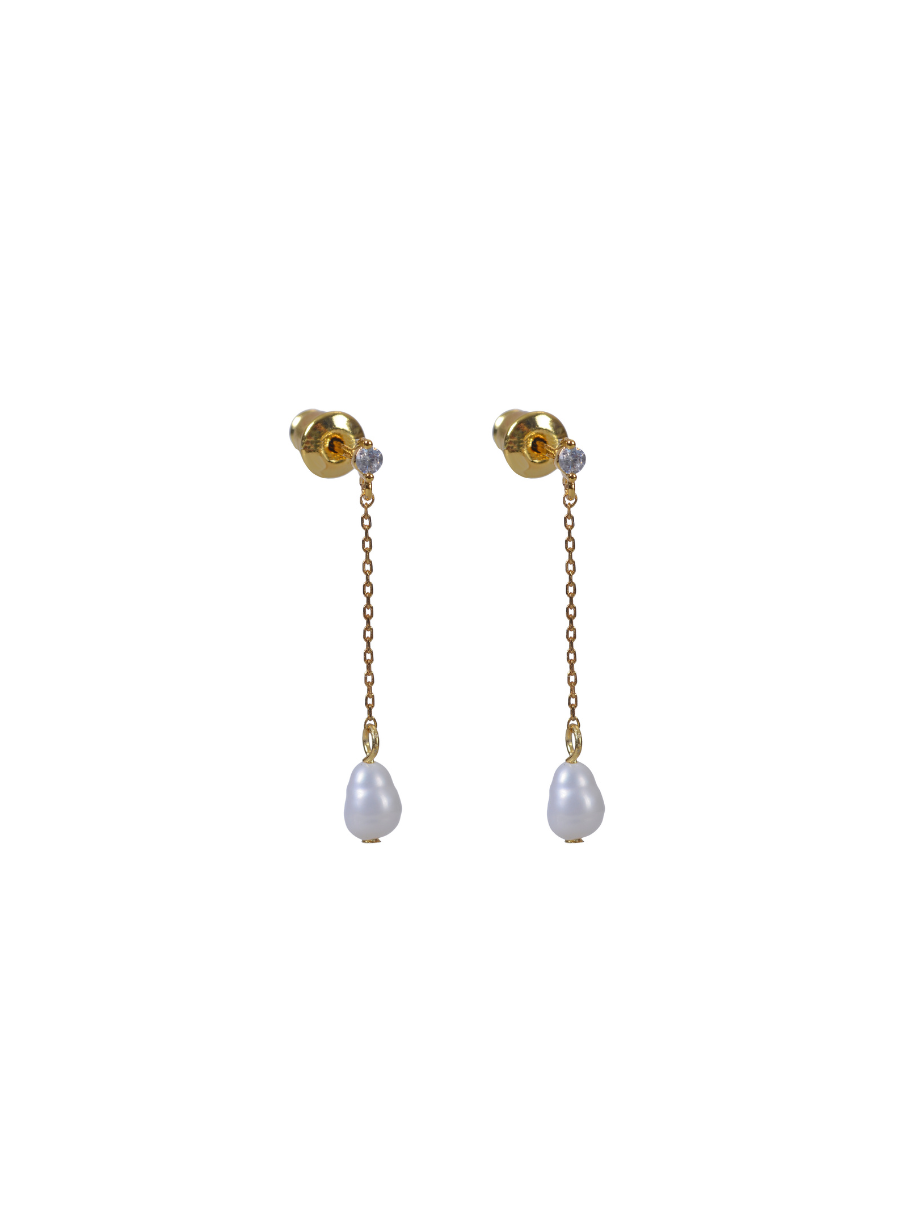 bridal pearl drop earring