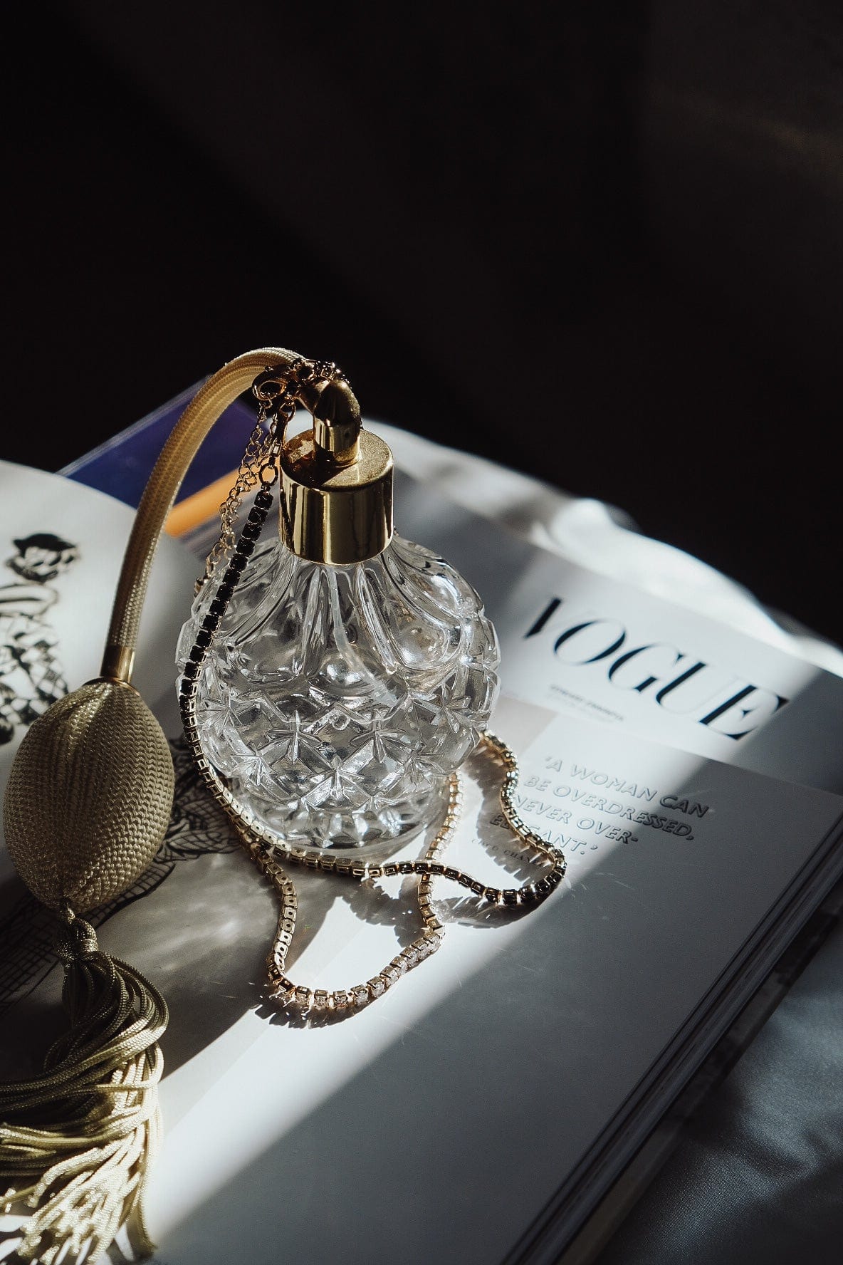 The tennis necklace in clear