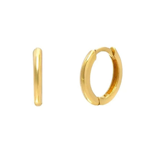 plain and simple gold huggie hoop