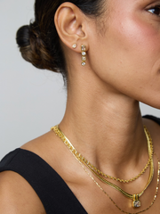 Bezel Stud Earing