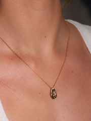 Leaf Pendant Necklace