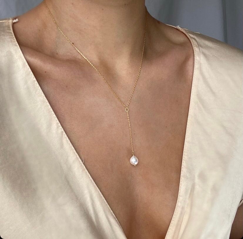 Bridesmaid necklace with pearl